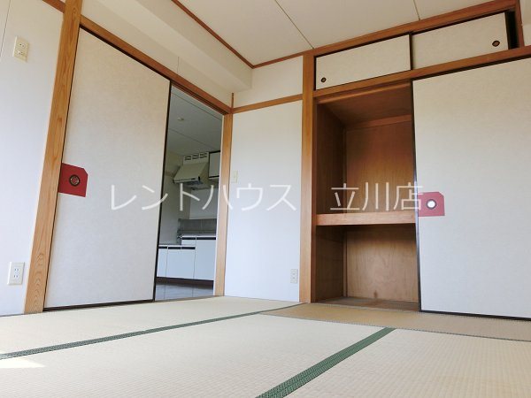 セントラルコーポフェニックス 収納