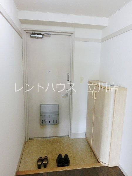 セントラルコーポフェニックス 玄関