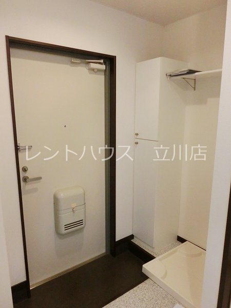 シャンテ国立 玄関