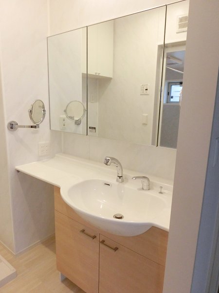ロザージュ 洗面所