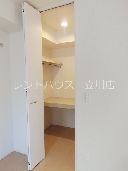 ラ・ルーン 収納