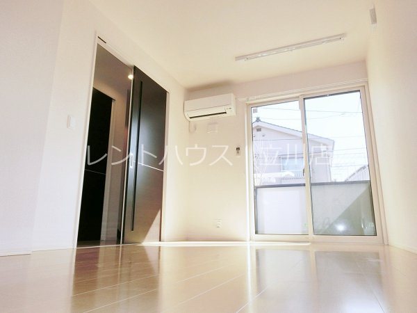 ラ・ルーン 同建物参考写真
