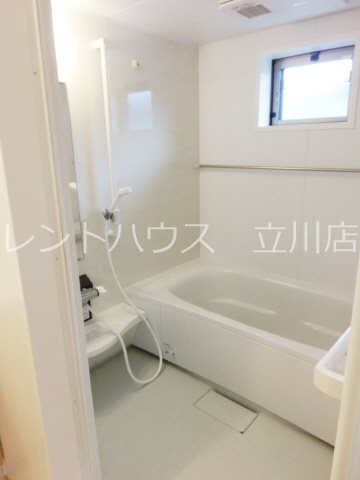 ラ・ルーン 同建物参考写真
