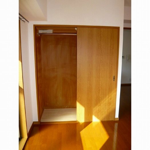 東京都立川市曙町２丁目 収納