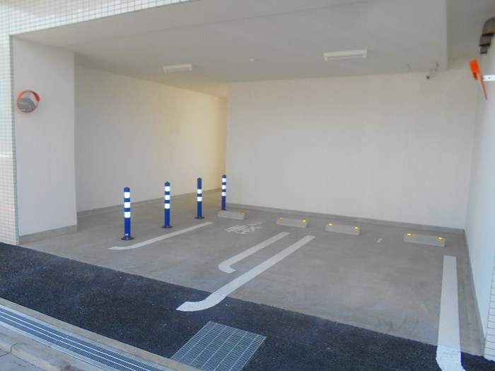 TS レガシア 駐車場