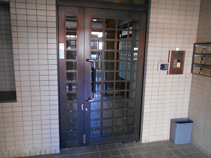 東京都立川市羽衣町２丁目 エントランス