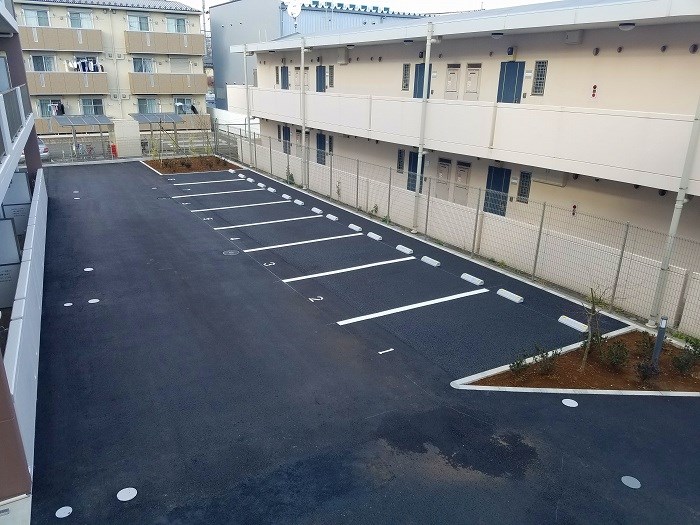 パルテンザ 駐車場