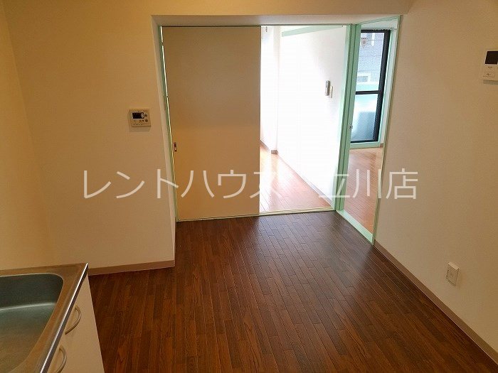 アーバンハイム立川 リビング