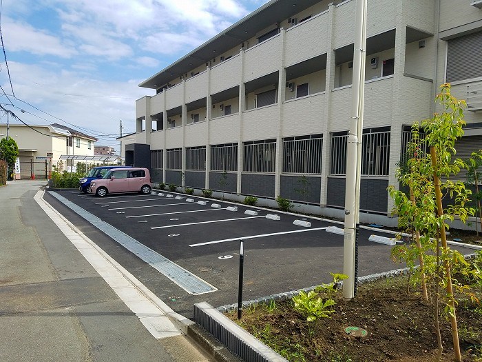 BLESS昭島 駐車場
