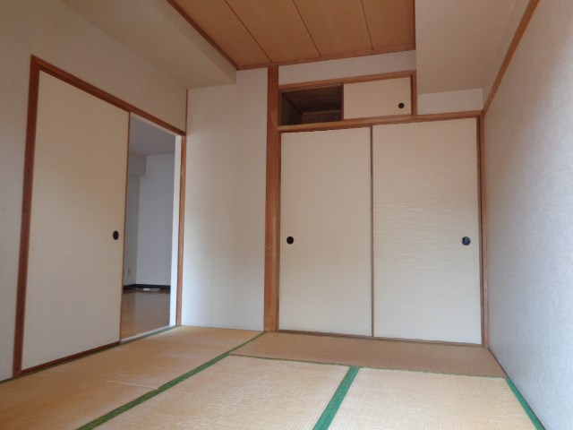 ライオンズマンション西国分寺  ベッドルーム
