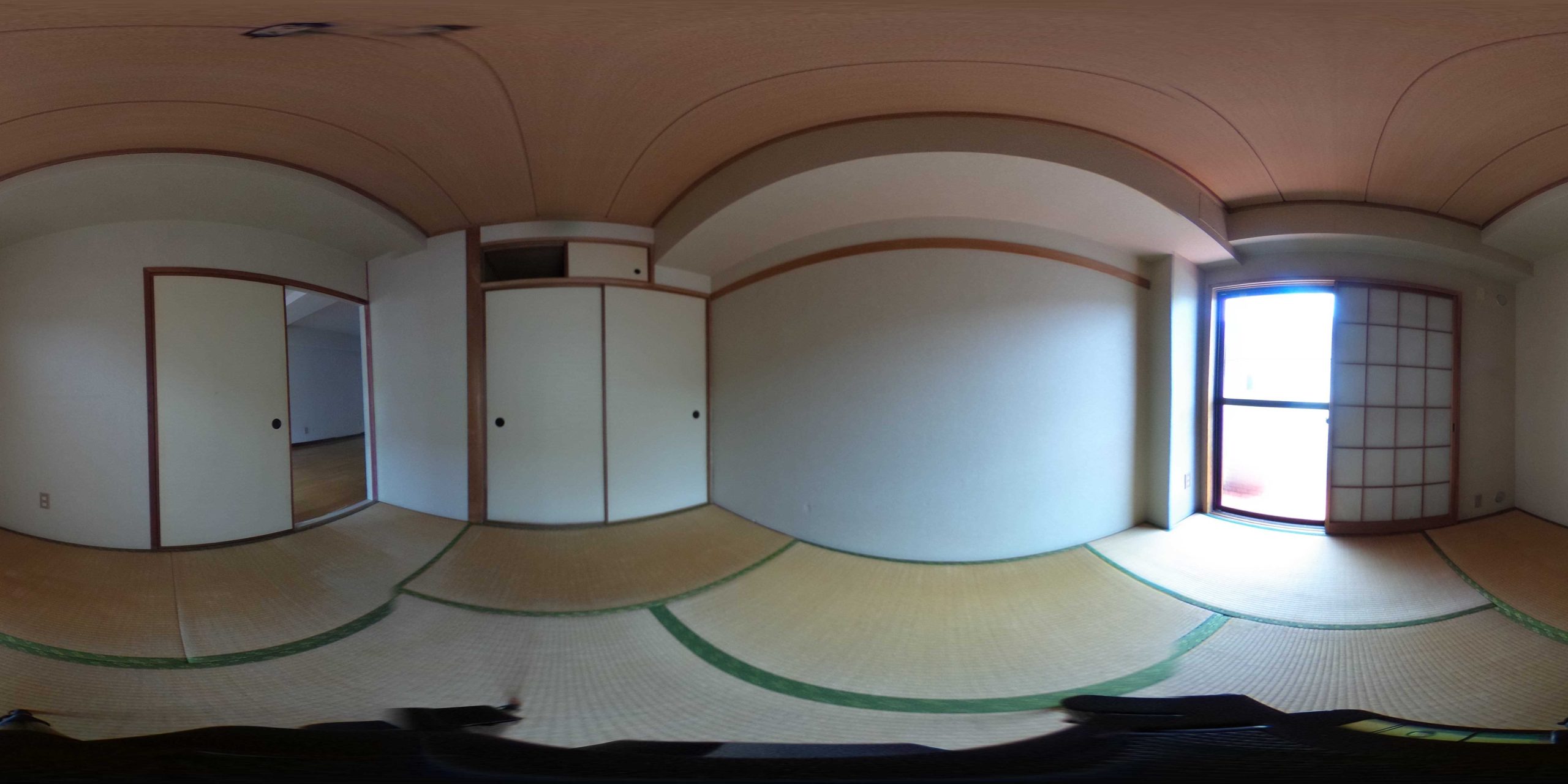 ベッドルーム