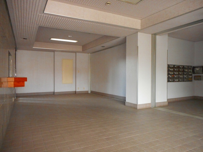 東京都国立市谷保 エントランス
