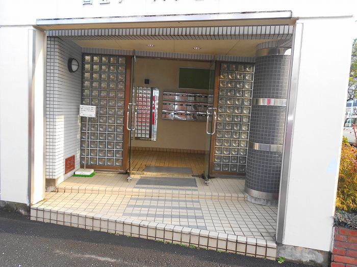 国立アーバンヒル エントランス