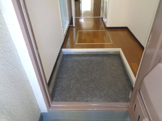 永光ハイツ 玄関