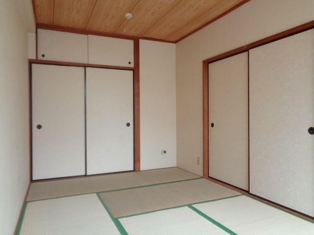 富士本ハイツ2号棟  ベッドルーム