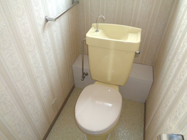 上水南町戸建 トイレ
