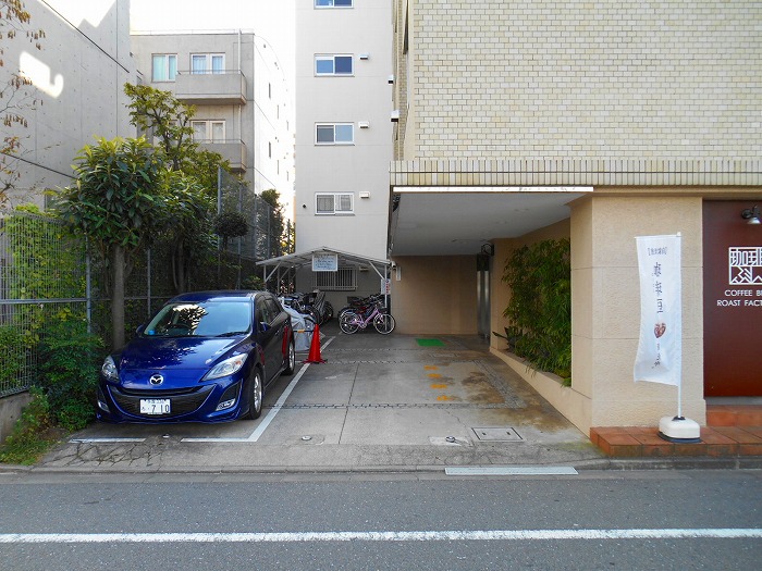 イトーピア国立マンション エントランス