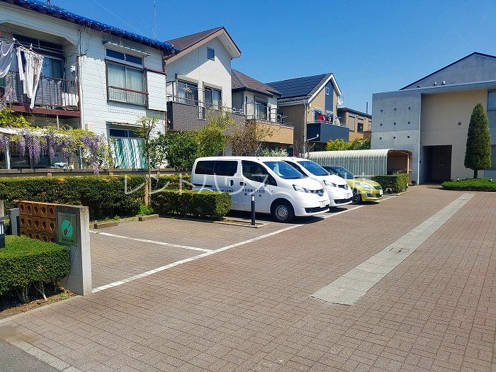 プリンスヴィル立川 駐車場