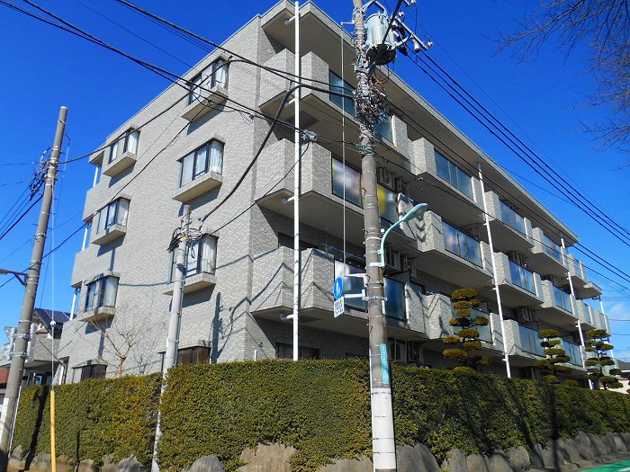 グランドール国立 外観