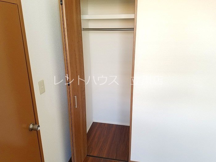 タウンハイツA 収納