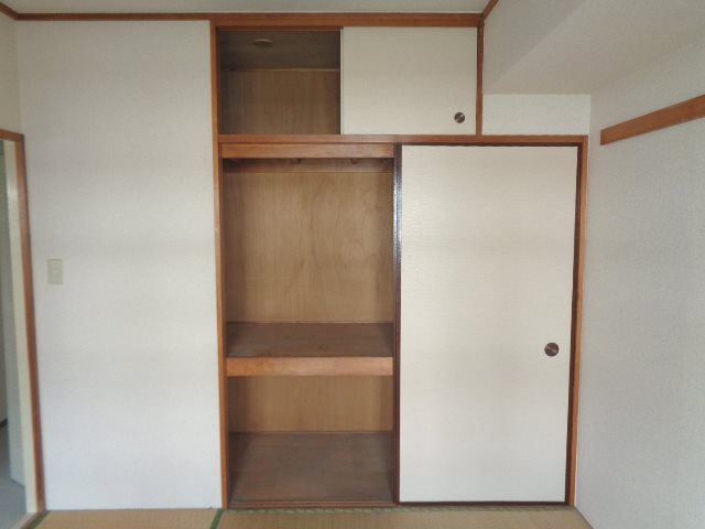 西国分寺史跡通り住宅６号棟  収納