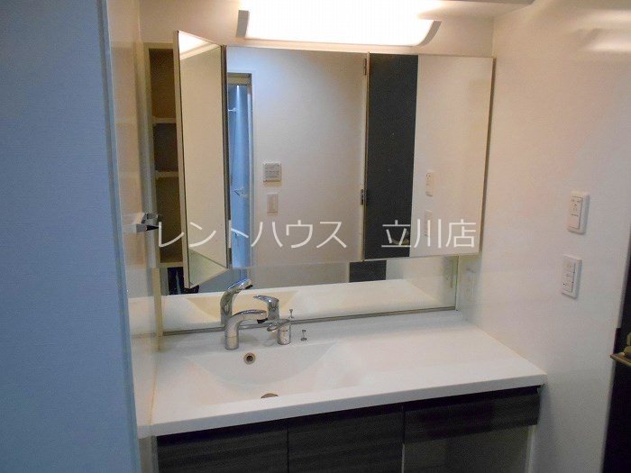 東京都立川市幸町３丁目 洗面所