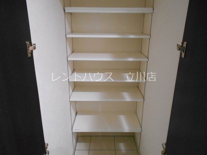 東京都立川市幸町３丁目 収納