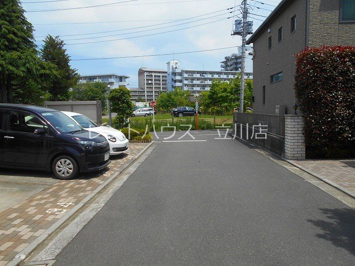 ニューノース弐番館 エントランス