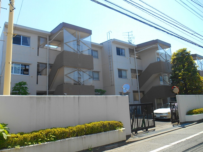 アネシス国立  外観