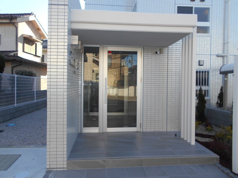 クラッテーロ国分寺 エントランス