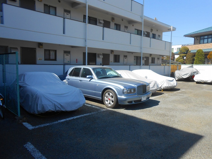 サンハイツＥ戸倉  駐車場