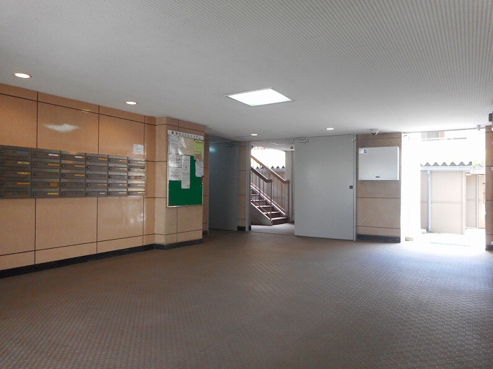 国分寺コーポラス ロビー