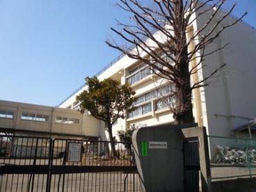 東京都日野市多摩平１丁目 日野市立日野第六小学校