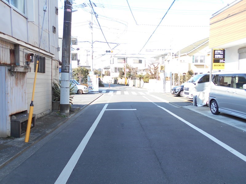 ミレーニア   その他