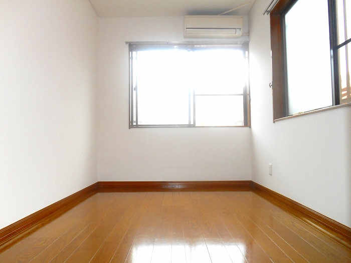 コーポ田所  別部屋写真