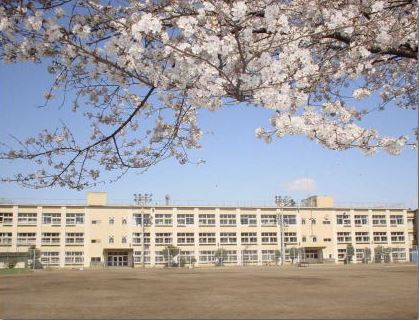 日野多摩平ハウス 日野市立日野第二中学校