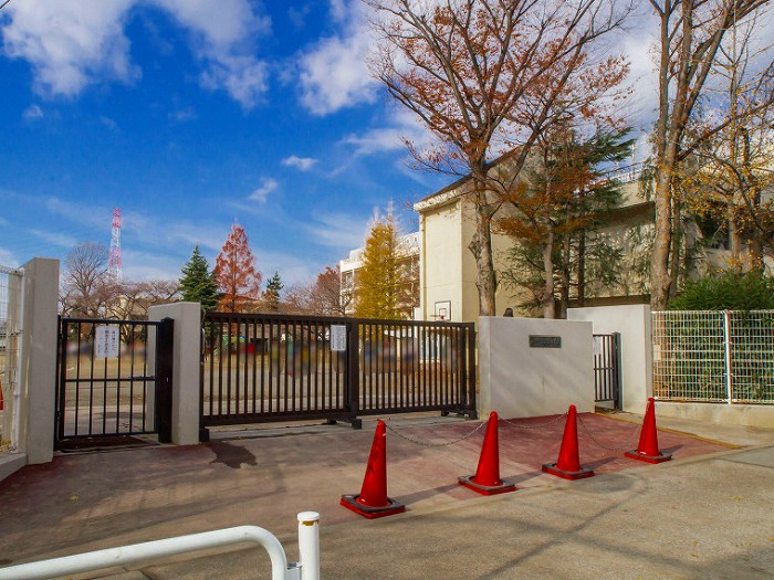 Fragrant Olive　（フレイグラントオリーブ） 府中市立本宿小学校