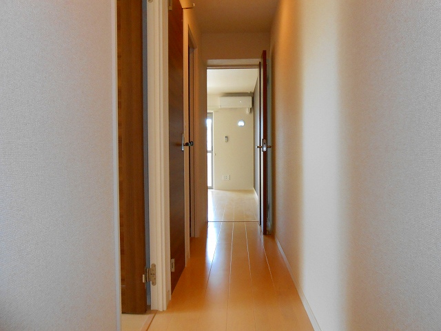 グランウッド 玄関