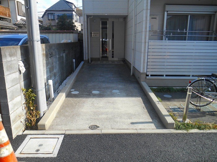 アクシオ  エントランス