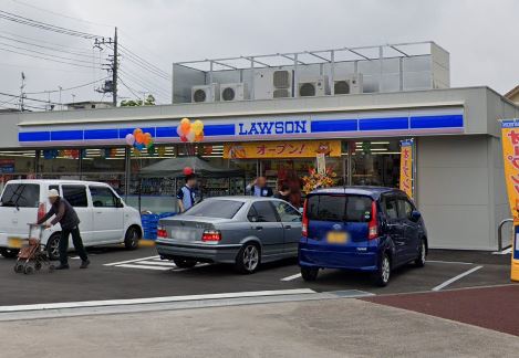 タウンハイツA ﾛｰｿﾝ 昭島緑町一丁目店