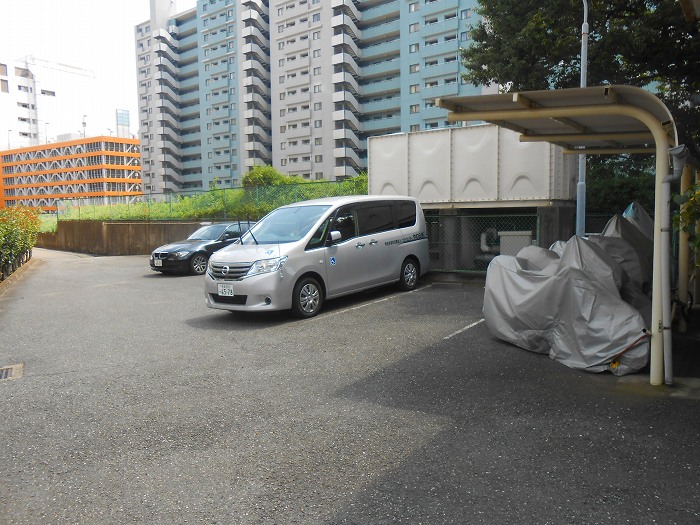 エスポアール花澤台 駐車場