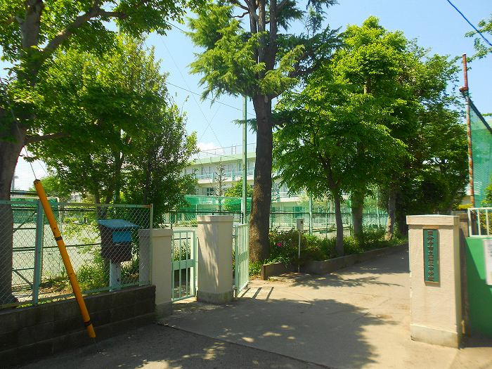 グレイス・パルⅢ  国分寺市立第三中学校