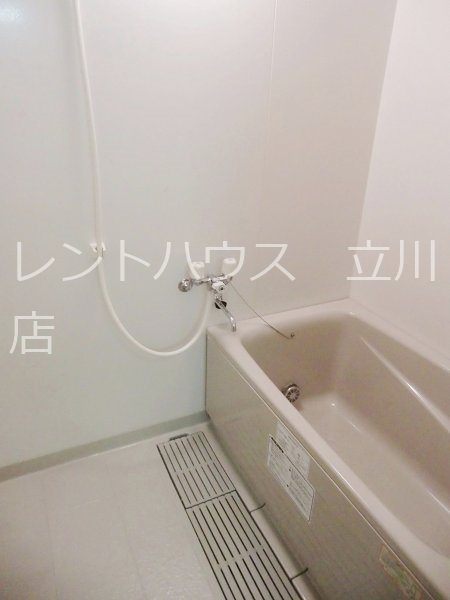 フローレンスAKISHIMA 別部屋写真
