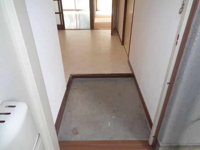 国分寺ヴィレッジ   玄関
