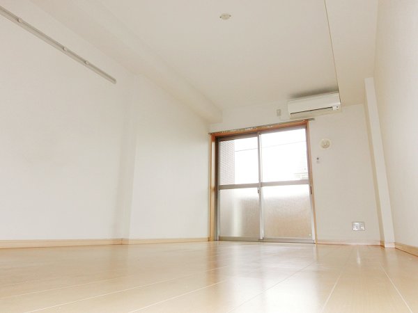 コスモアージュ 別部屋写真