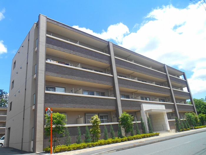 グランウッド 外観