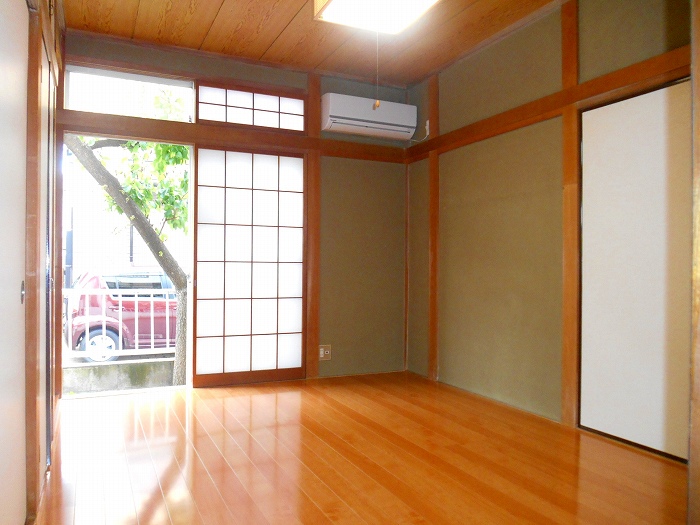北山町１丁目貸家 リビング