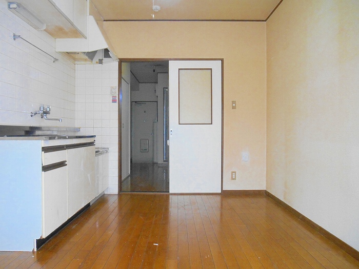ロイヤル栄町  参考写真