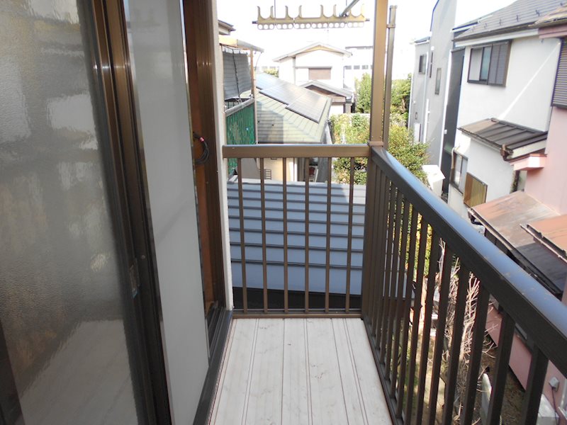 府中市栄町戸建  ベランダ