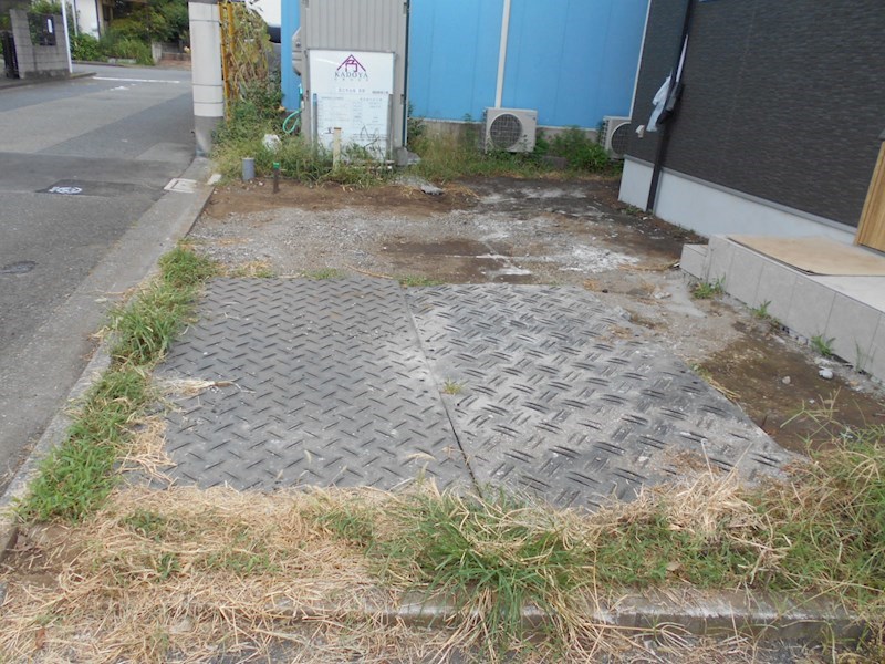国立戸建 (㈱センセール)  駐車場